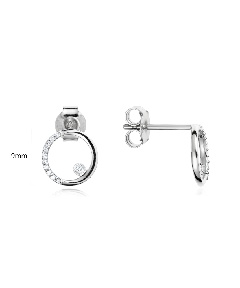 Valgest kullast kõrvarõngad briljantidega