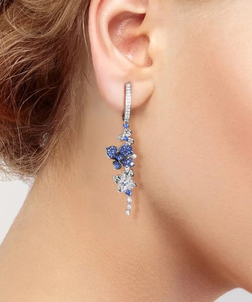 Hõbekõrvarõngad tsirkoonidega ja spinelliga