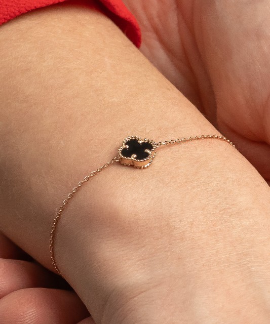 Kuldne emailiga käevõru