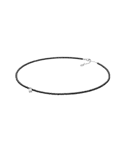 Spinellide ja tsirkooniga kaelakee