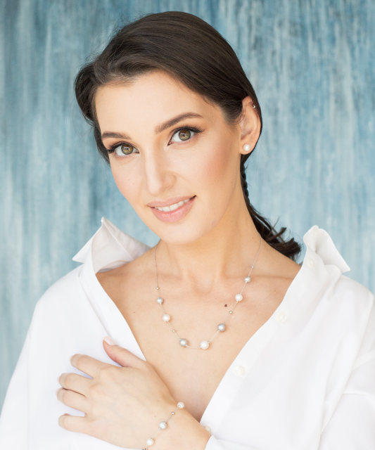 Käevõru pärlite ja hõbedaga