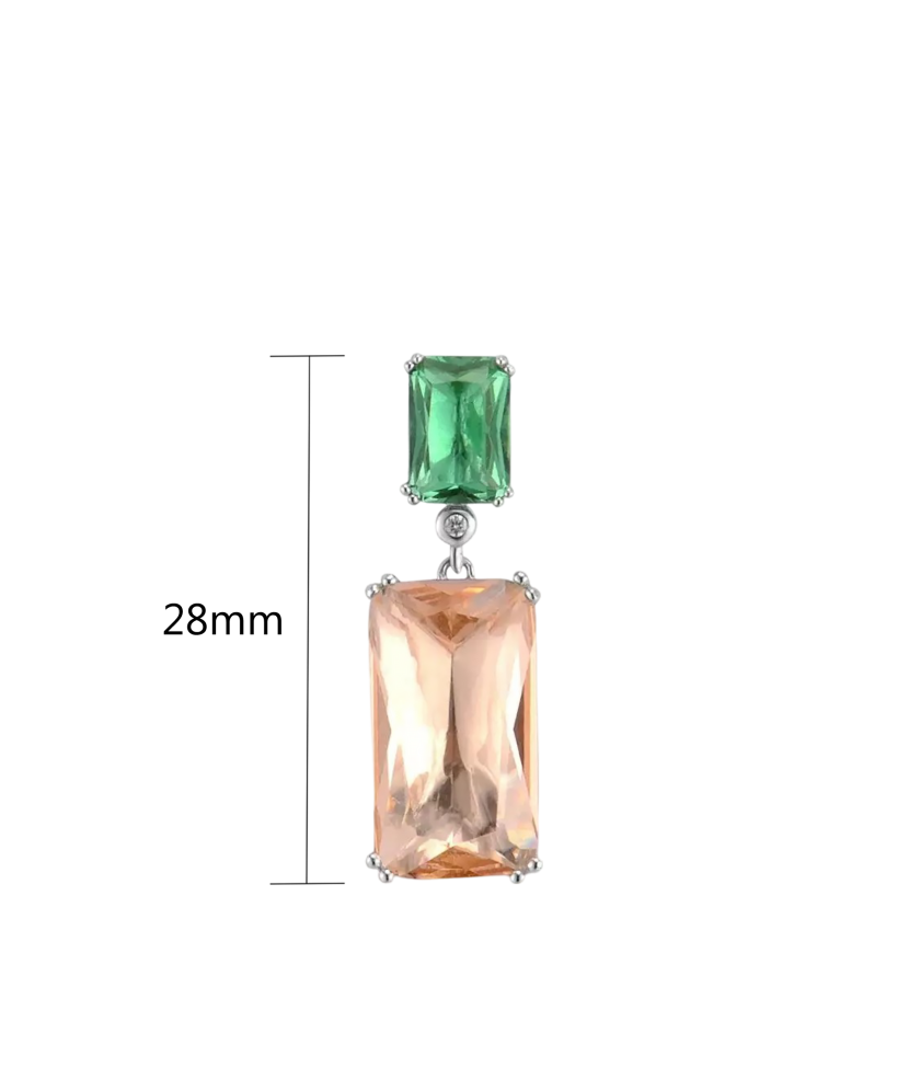 Hõbedast ripats tsirkoonidega