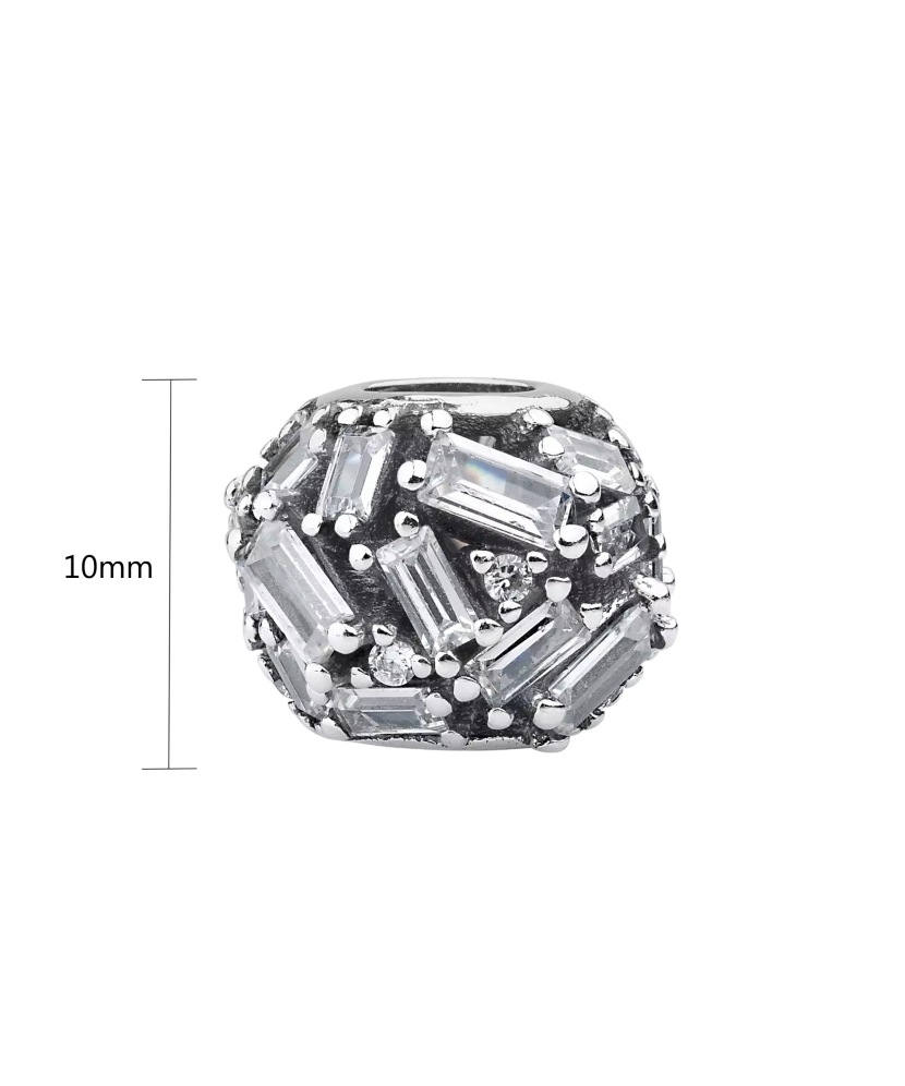 Universaalne hõberipats tsirkoonidega