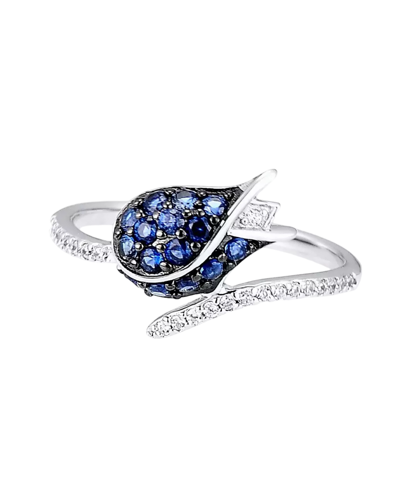 Кольцо из серебра с фианитами