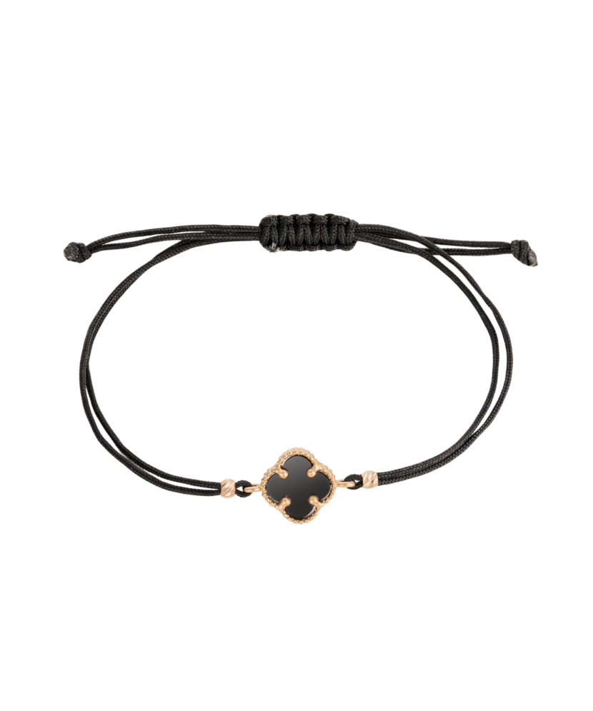 Браслет из красной нити с золотом и ониксом