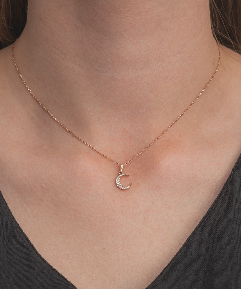 Kuldripats tsirkoonidega