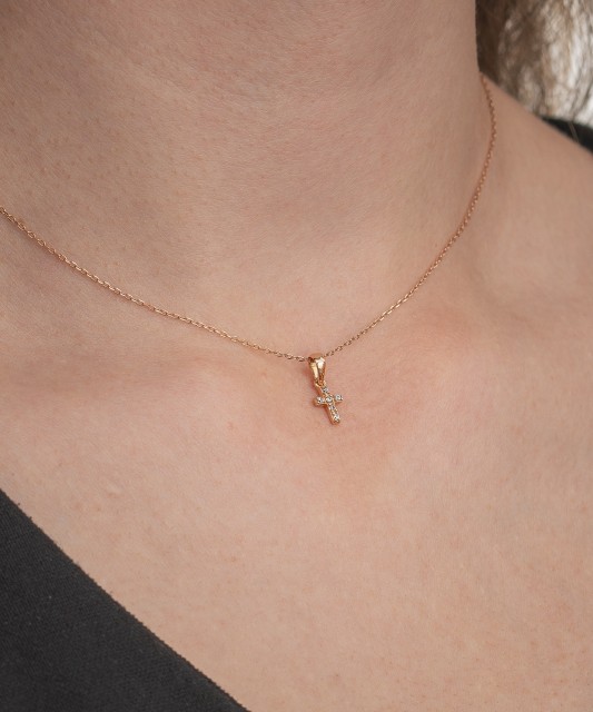 Kuldripats tsirkoonidega "rist"