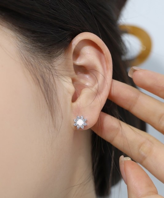 Серьги из серебра с опалом и цирконами