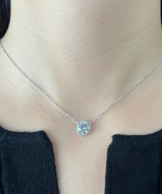 Hõbekett tsirkoonist ripatsiga