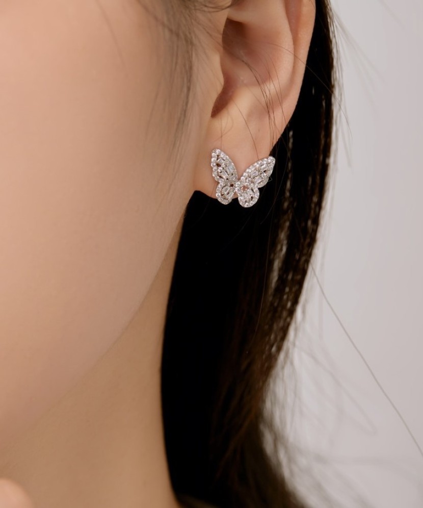 Серьги из серебра с цирконами "Бабочки"