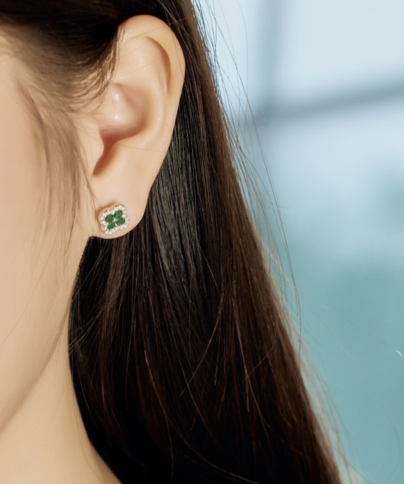 Серьги из серебра с цирконами