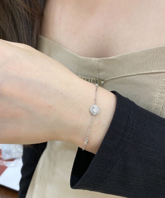 Серебряный браслет с цирконами