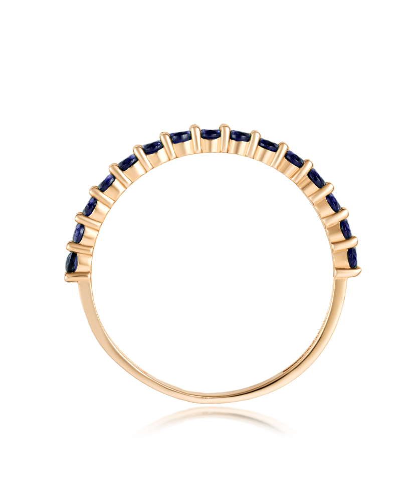 Kuldsõrmus tsirkoonidega