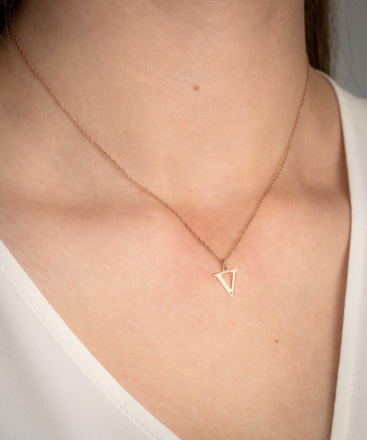 Kuldripats teemandiga täht V