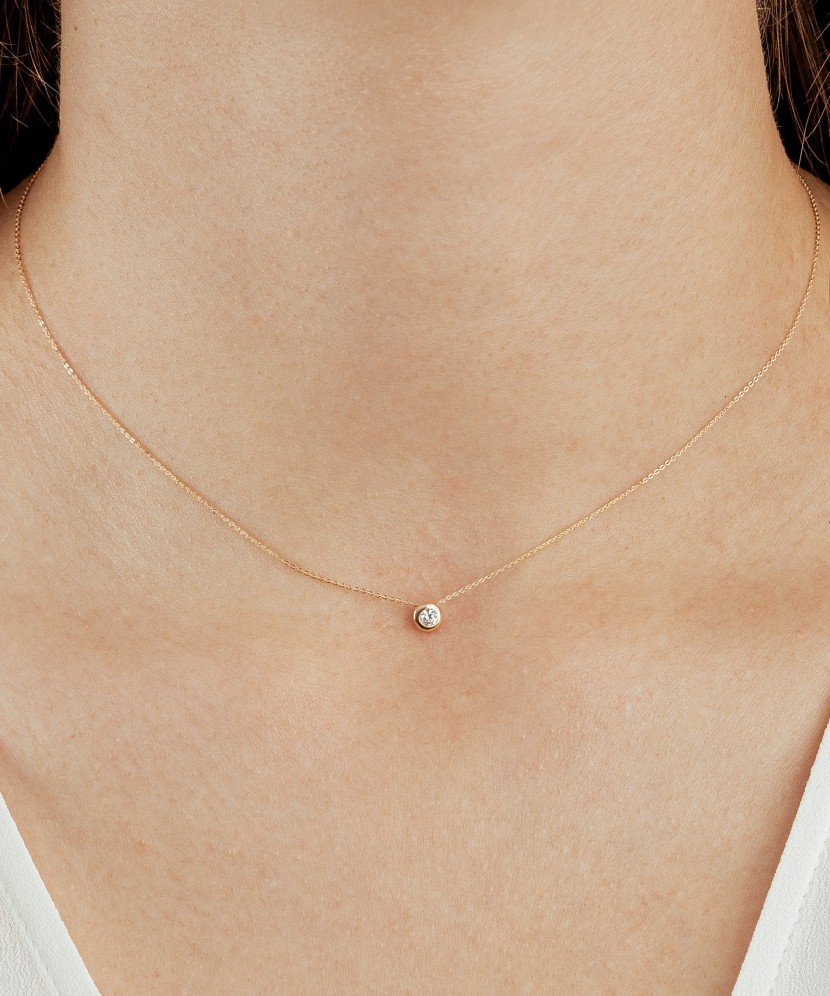 Kuldkett tsirkoonist ripatsiga