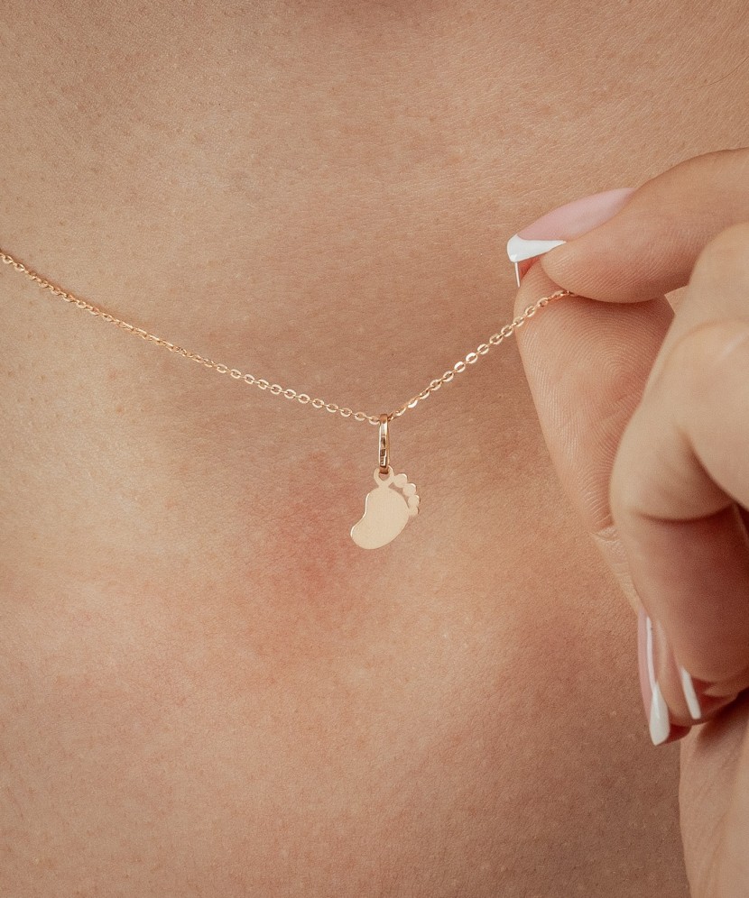 Золотой подвеска "Следы ножек"