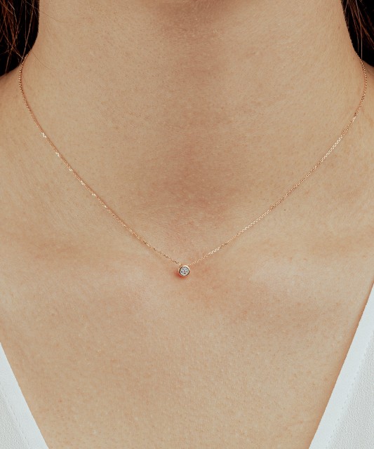 Kuldkett briljantripatsiga