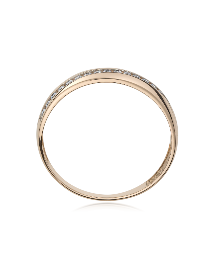 Kuldsõrmus tsirkoonidega