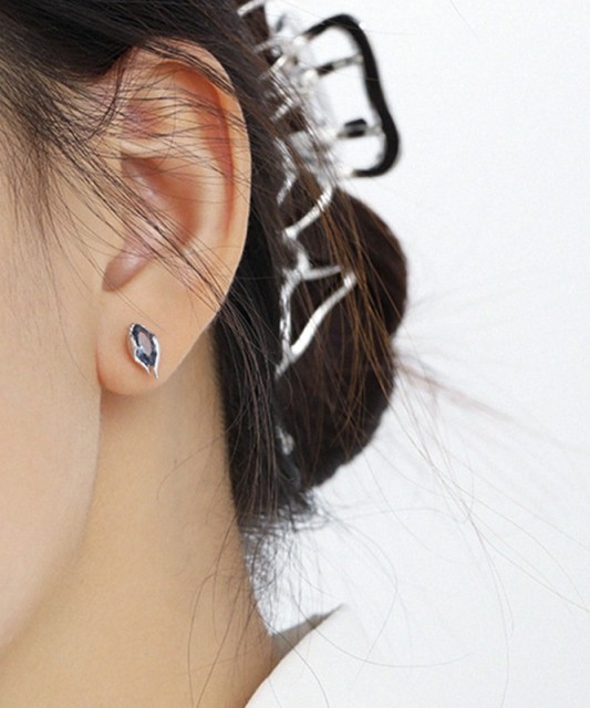 Серьги из серебра с цирконами