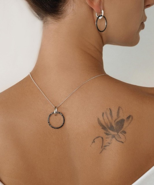 Kullaga kaetud Hõberipats ja tsirkoonidega