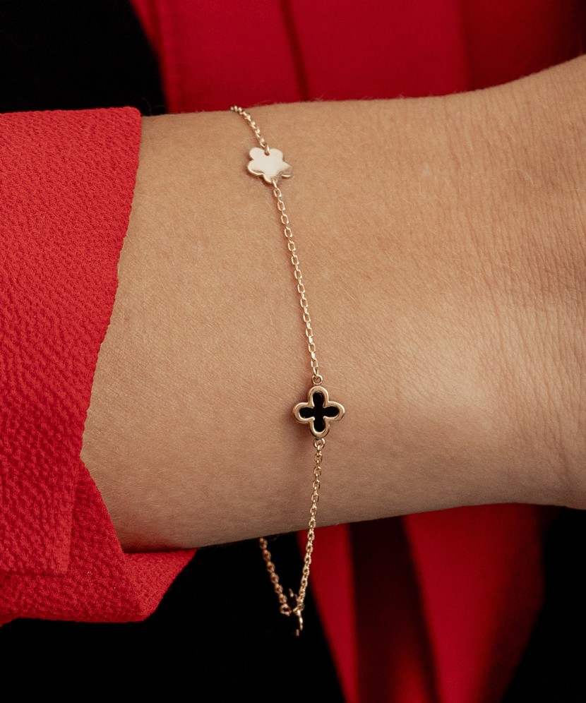 Kuldkäevõru oonüksitega