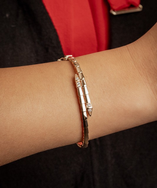 Золотой браслет с цирконами