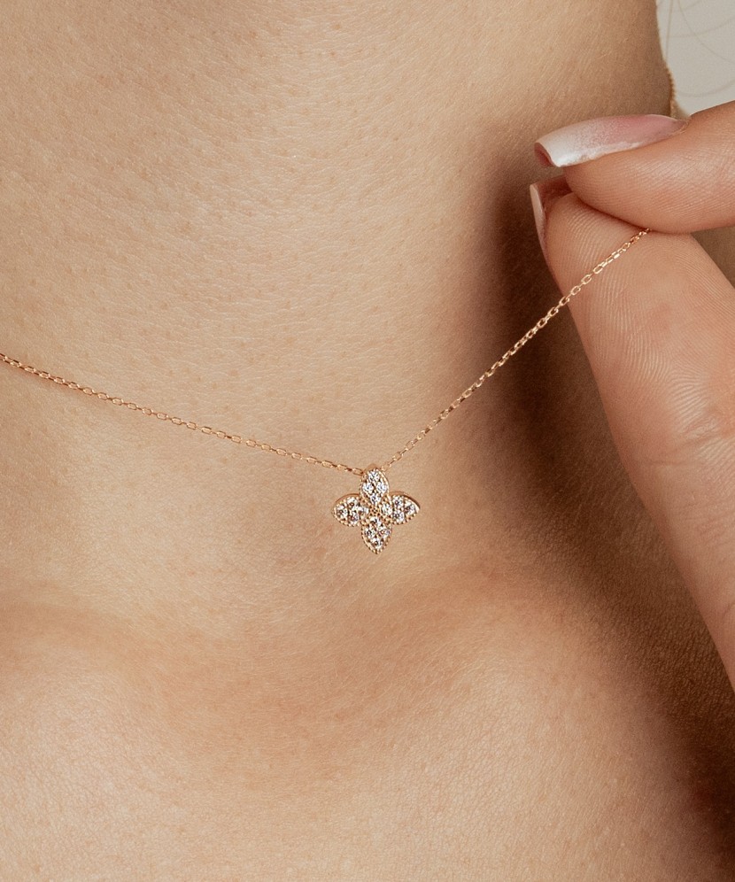 Золотая цепочка с подвеской из циркона