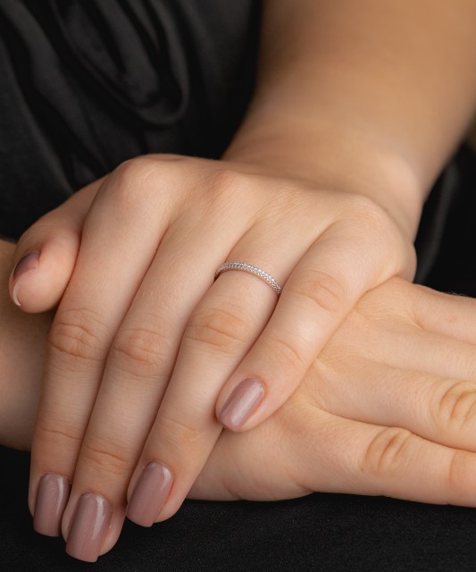 Золотое кольцо с алмазами