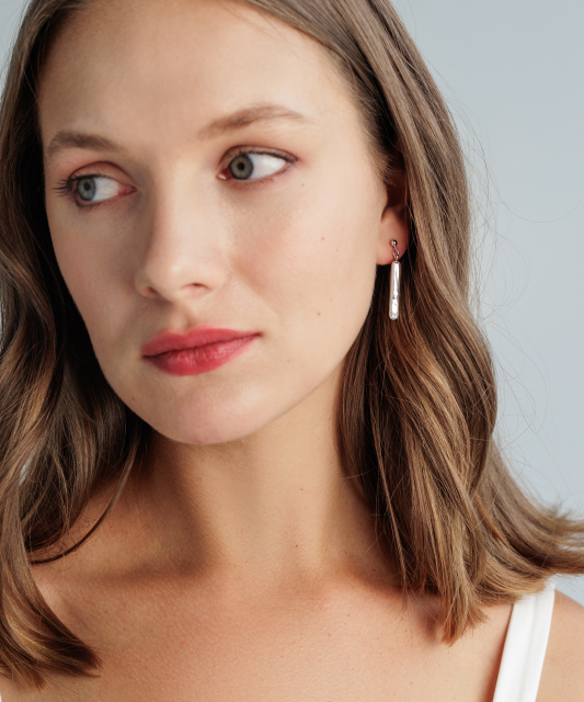 Hõbekõrvarõngad pärlitega