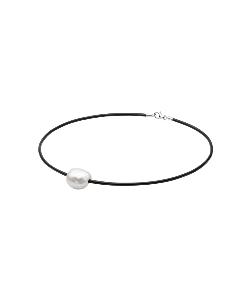 Nahast kett pärliga