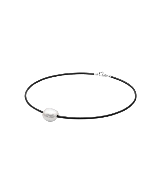 Nahast kett pärliga