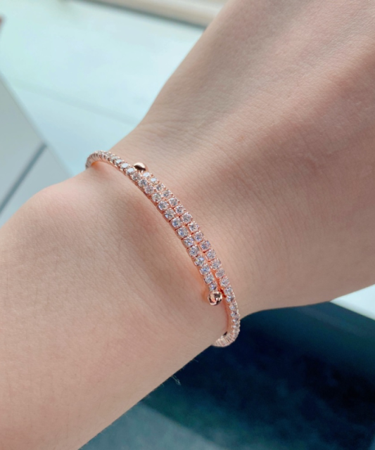 Hõbekäevõru tsirkoonidega kullatud