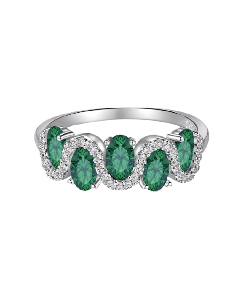 Hõbesõrmus tsirkoonidega