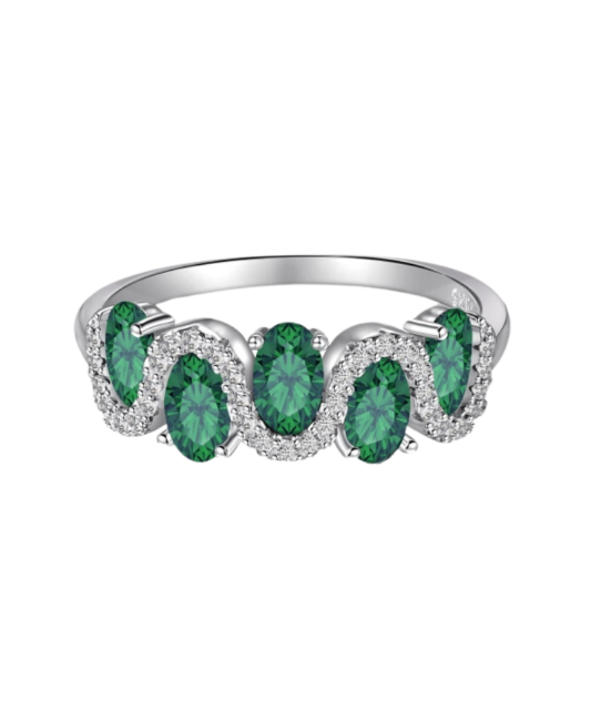 Серебряное кольцо с цирконами