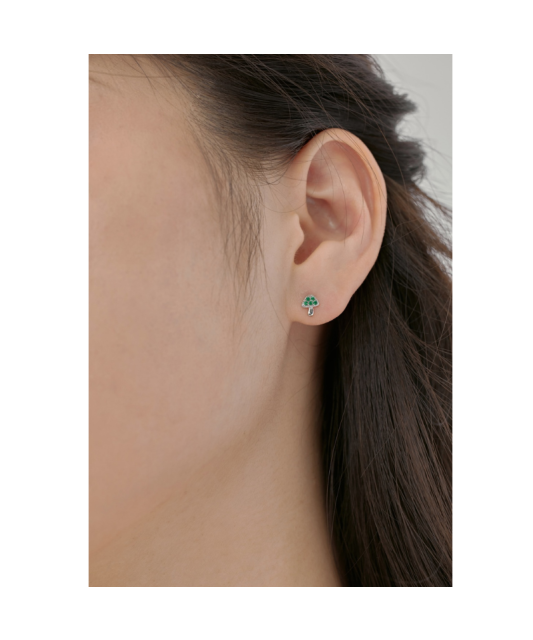 Hõbekõrvarõngad tsirkoonidega