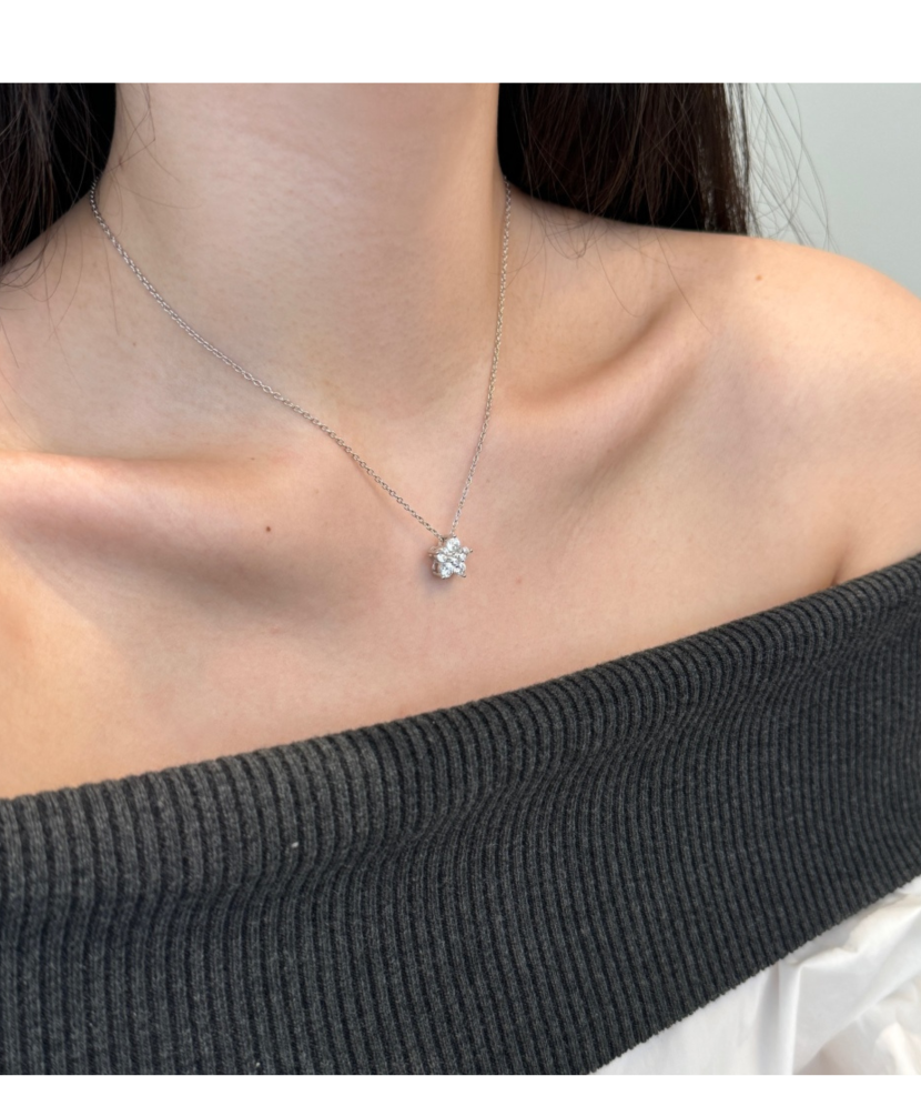 Hõbekett tsirkoonist ripatsiga