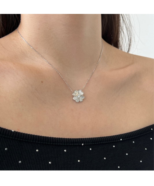 Серебряная цепочка с подвеской из циркона