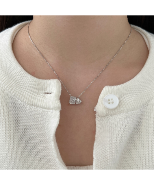 Серебряная цепочка с подвеской из циркона