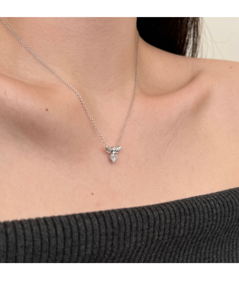 Серебряная цепочка с подвеской из циркона