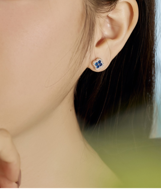 Hõbekõrvarõngad tsirkoonidega