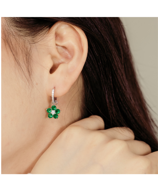 Hõbekõrvarõngad tsirkoonidega