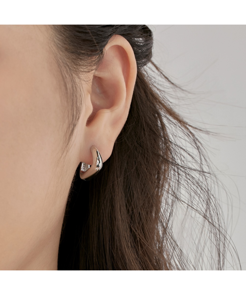 Hõbekõrvarõngad kristallidega