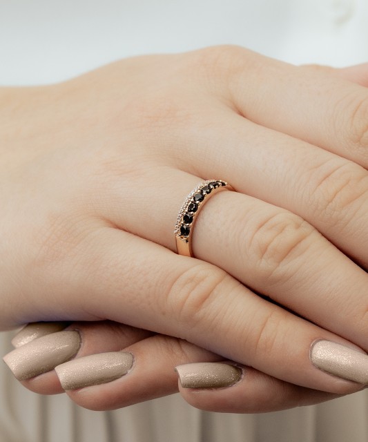 Золотое кольцо с цирконами