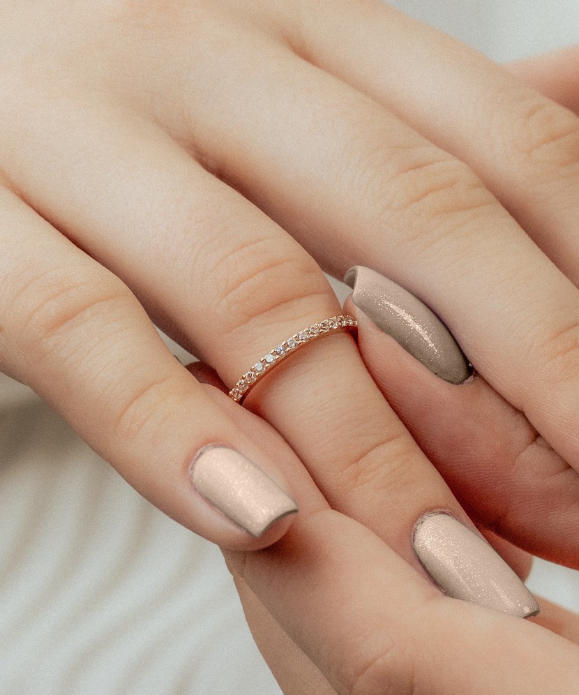 Золотое кольцо с цирконами