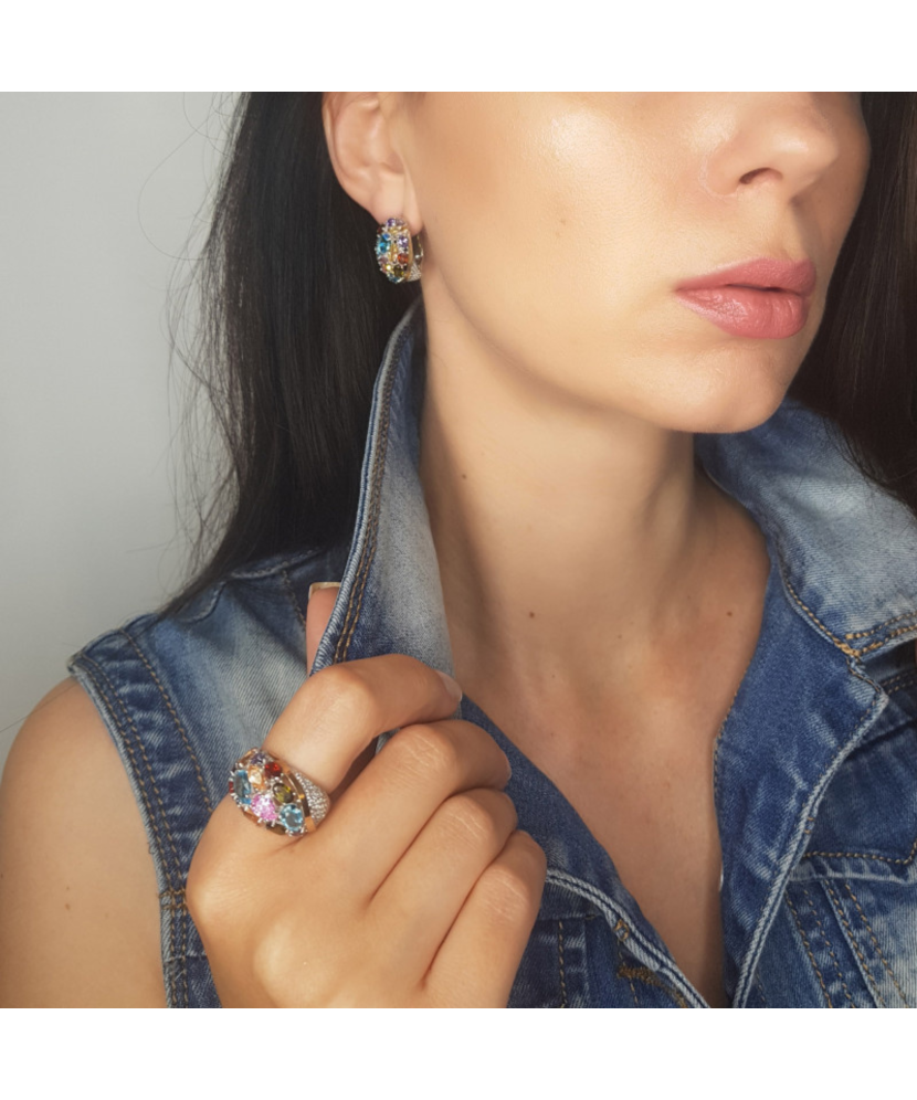 Кольцо из позолоченного серебра с цирконами