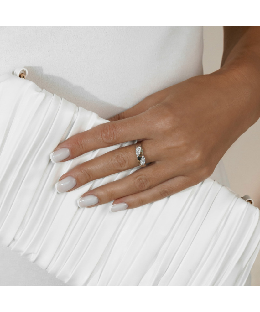 Hõbesõrmus kullatud tsirkoonidega