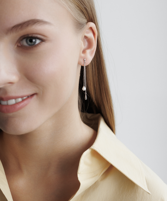 Hõbekõrvarõngad pärlitega