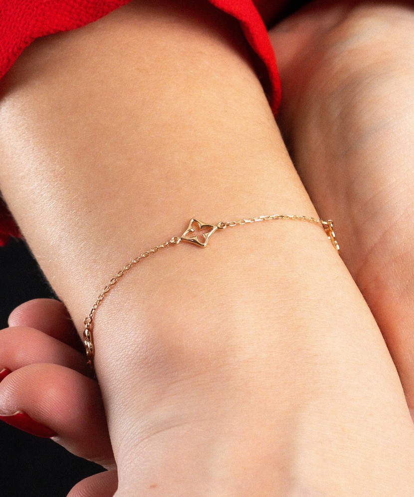 Золотой браслет