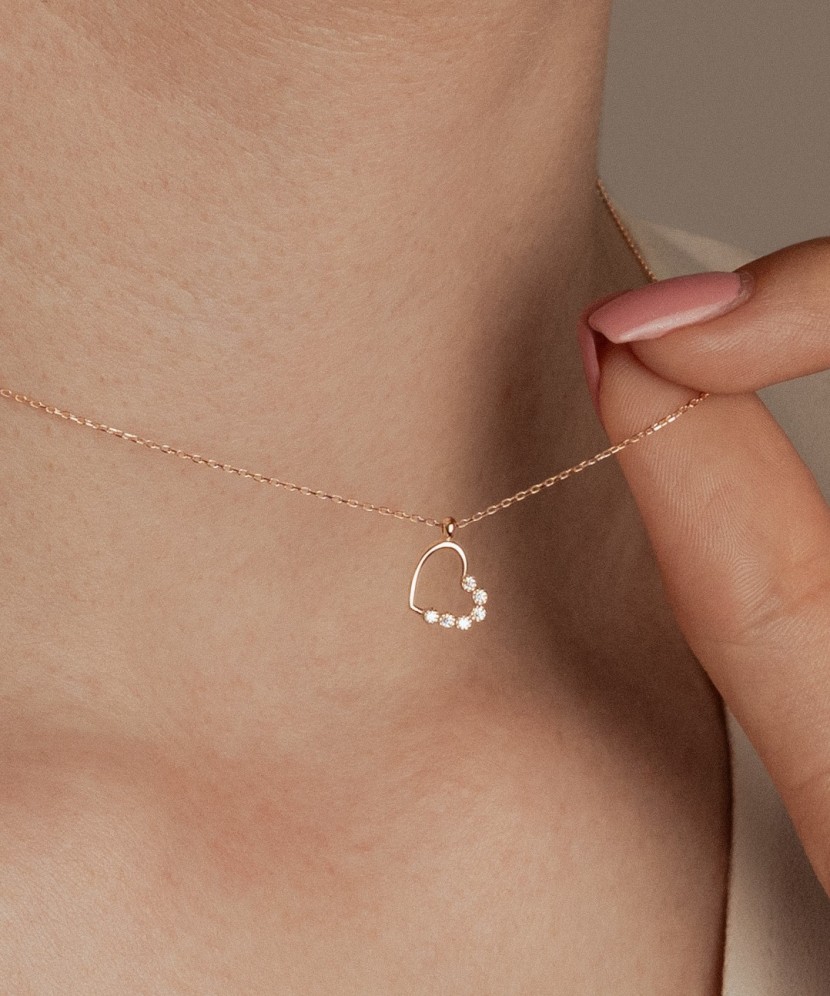 Золотая цепочка с подвеской из циркона "Сердце"
