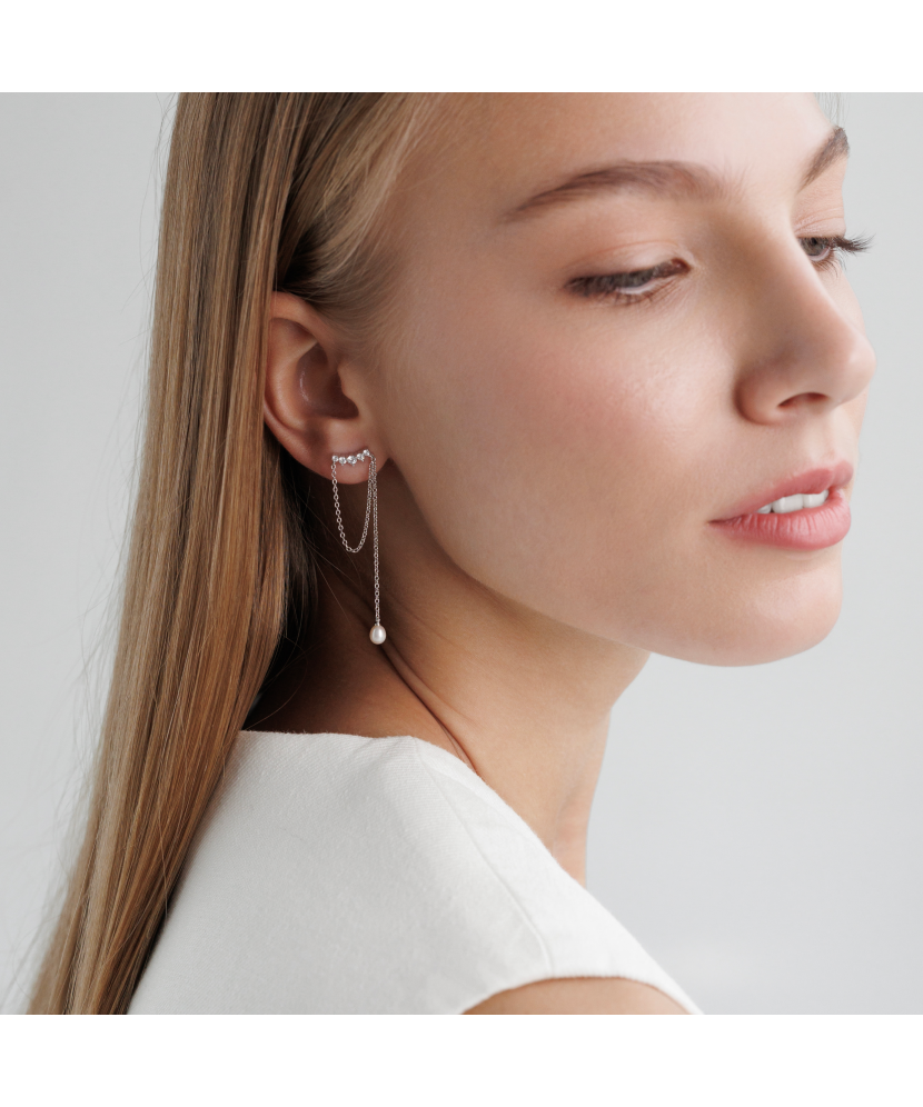 Hõbekõrvarõngad pärlite ja tsirkoonidega